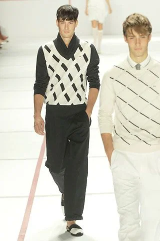Look 10